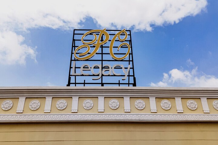 Hotel 93 of 93