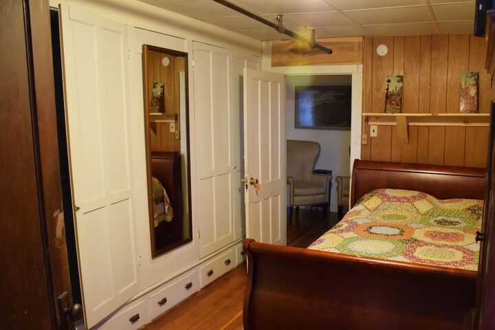 Room 74 of 151