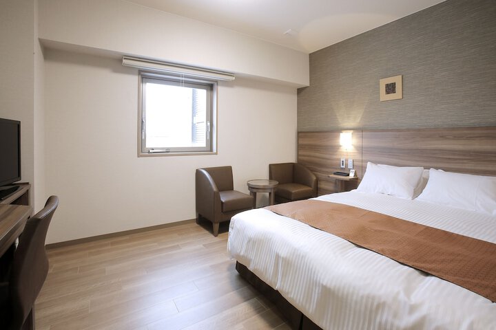 Room 14 of 72