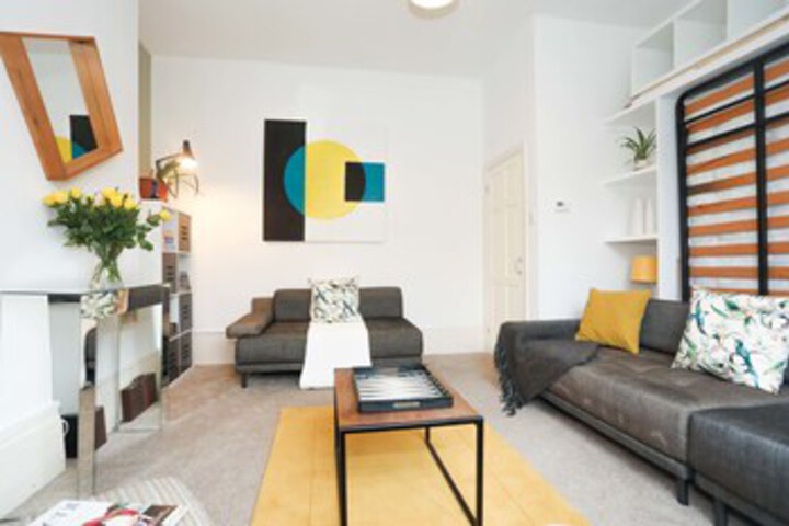 Room 14 of 20