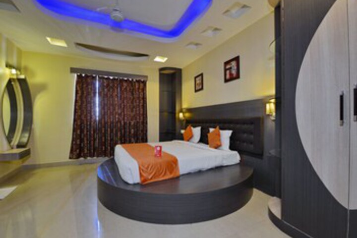 Room 17 of 19