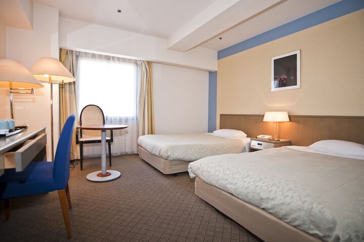 Room 55 of 120