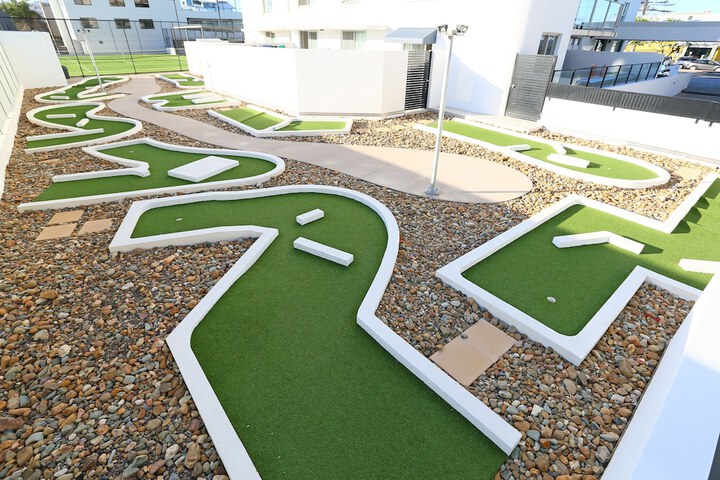 Golf 274 of 297