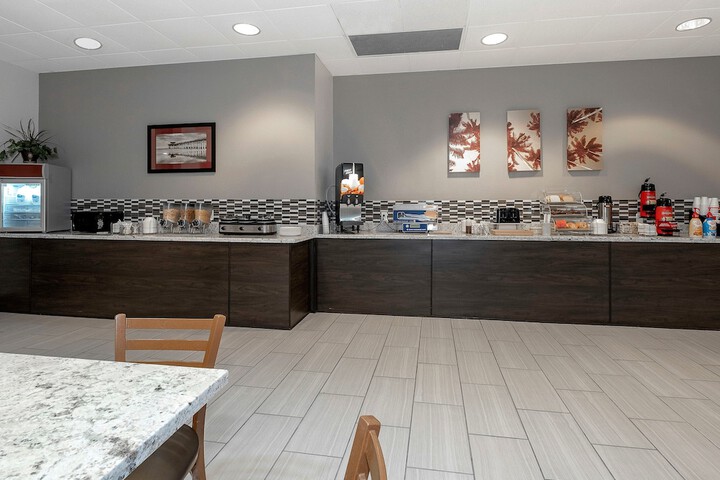 Breakfast area