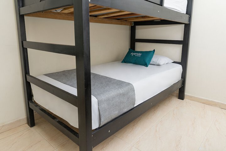 Room 16 of 26