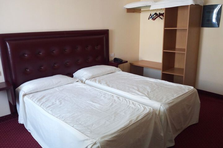 Room 7 of 50
