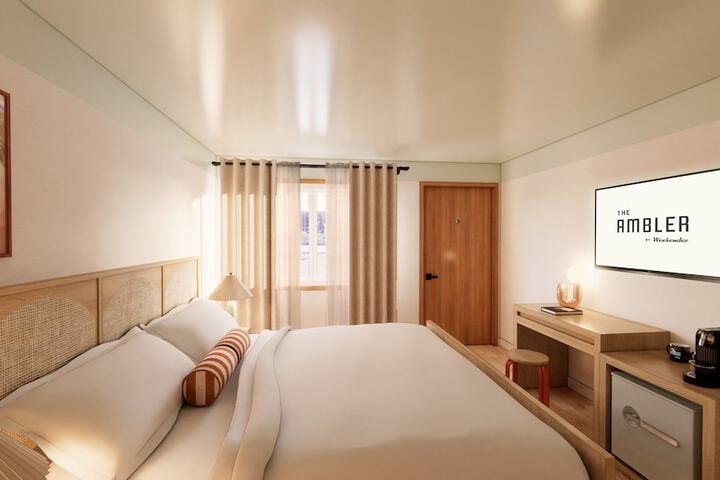 Room 7 of 10