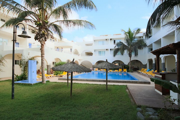 Hotel with Pool