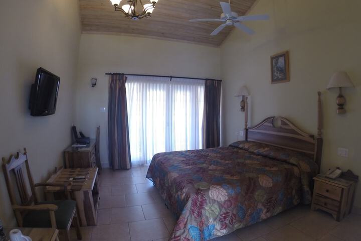 Room 8 of 95
