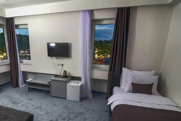 Room 18 of 55