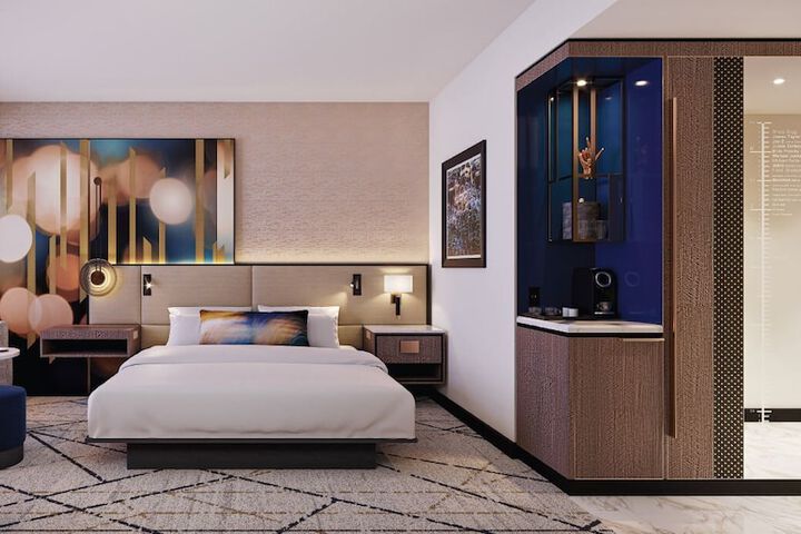 Room 5 of 48