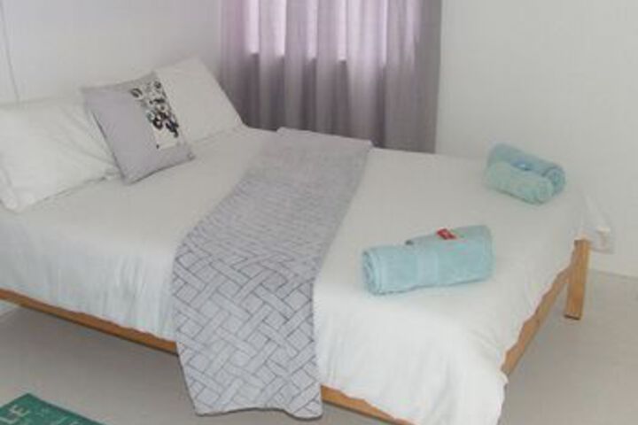 Room 12 of 63