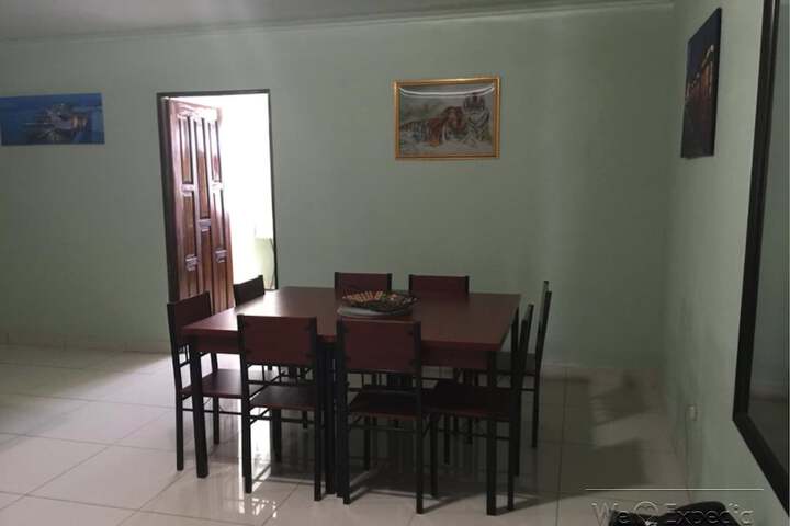 Room 17 of 33