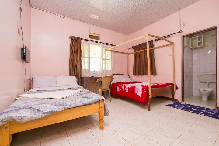 Room 5 of 31