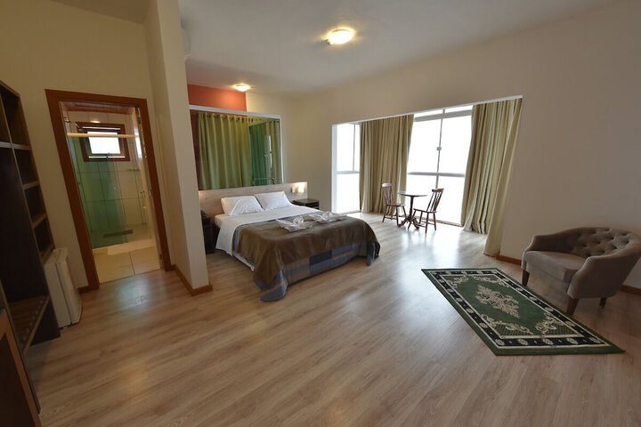 Room 20 of 39