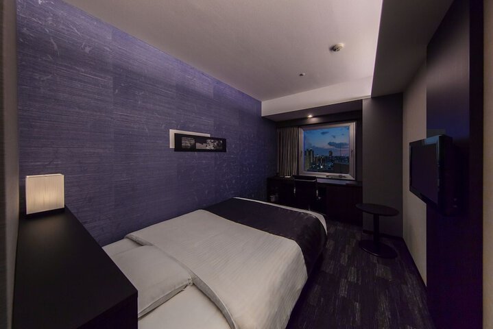 Room 13 of 54