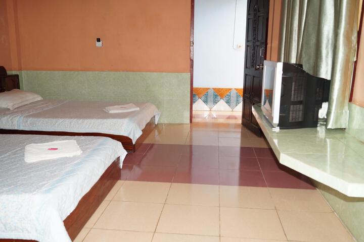 Room 2 of 9