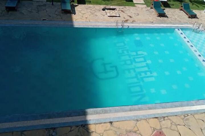 Pool 23 of 45