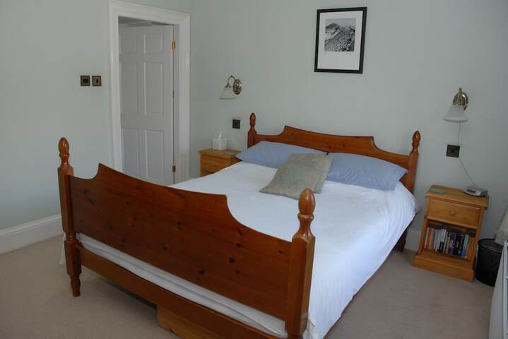 Room 14 of 49