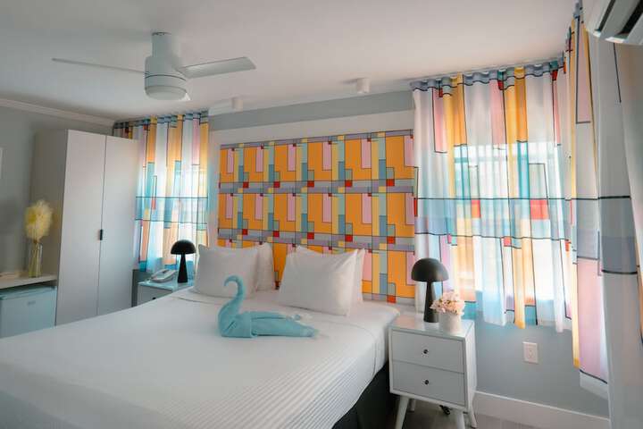 1 King Bed (9 of 10)