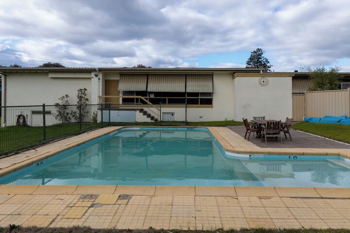 Pool 31 of 55