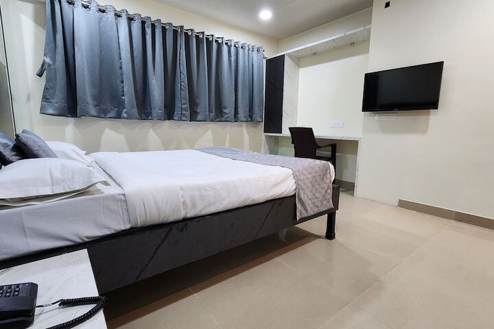 Room 7 of 22