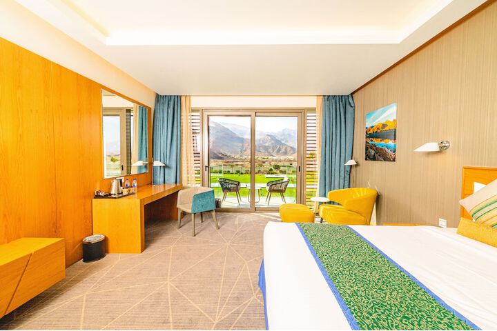 Room 10 of 46