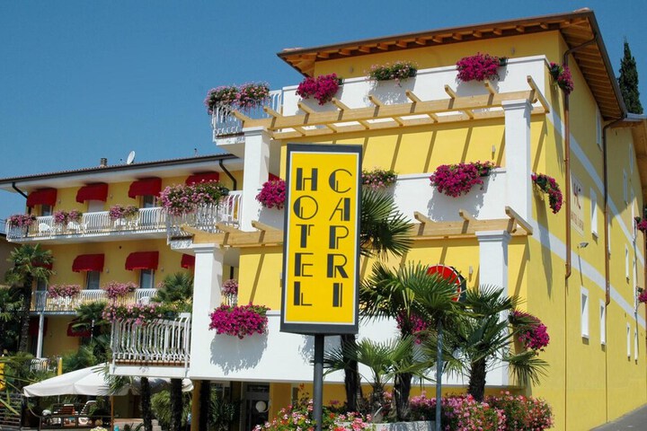 Hotel 60 of 62