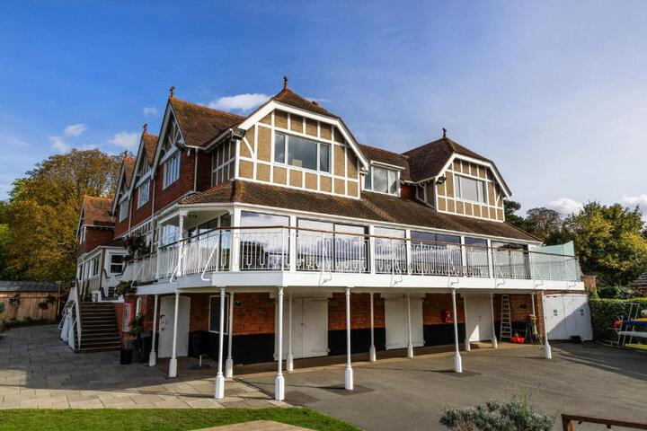 Leander Club