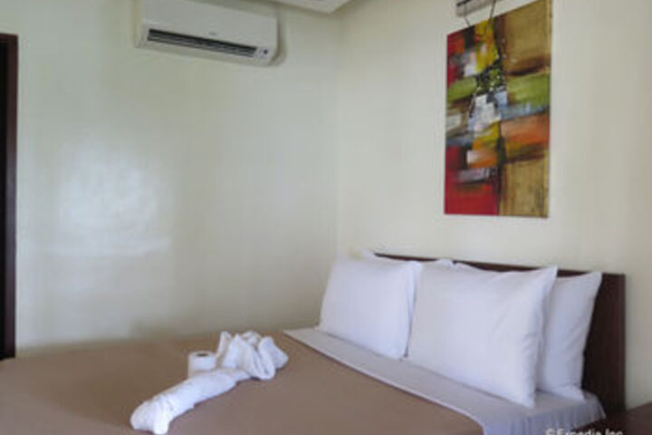 Room 17 of 41