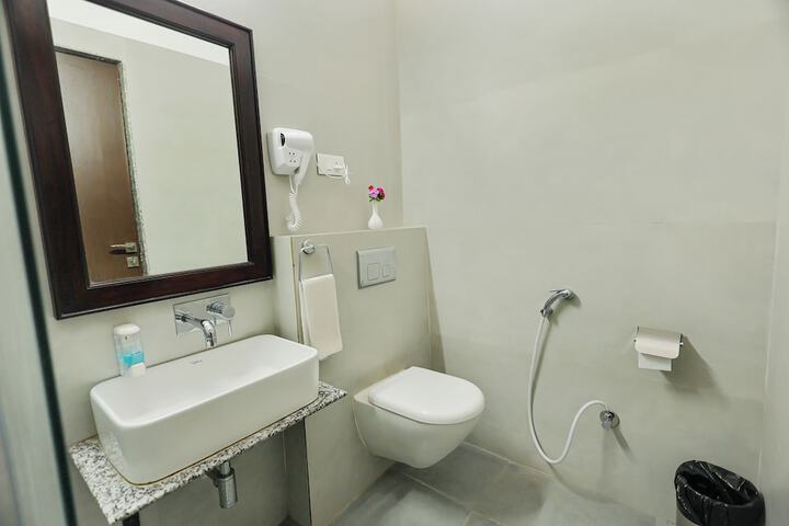 Room 30 of 54