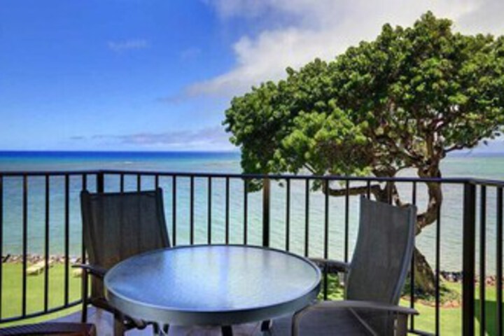 Kahana Moe : Dream Came True in Lahaina, HI