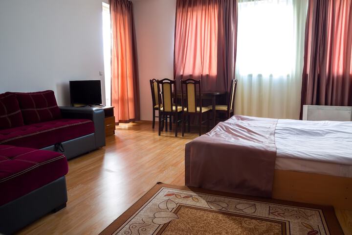 Room 18 of 96