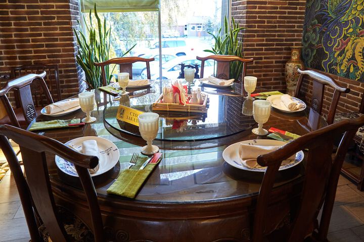 Dining 45 of 75