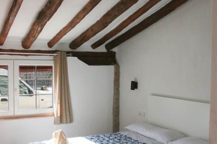 Room 5 of 39
