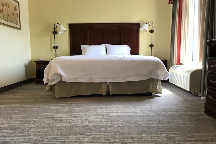 Room 17 of 121
