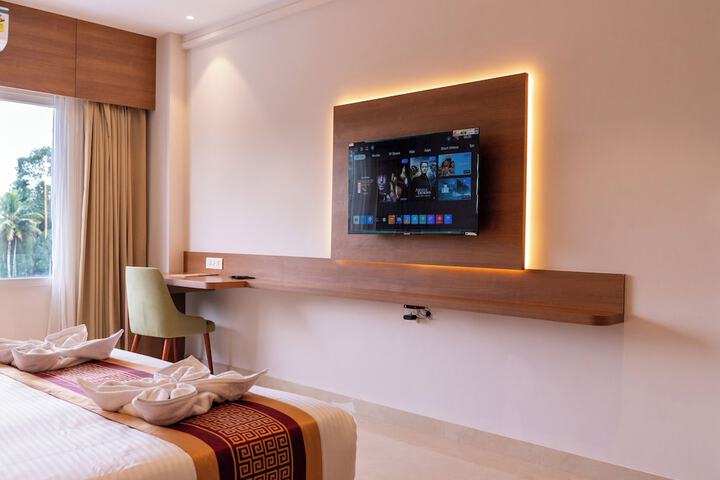 Room 11 of 26