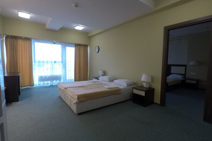 Room 14 of 50