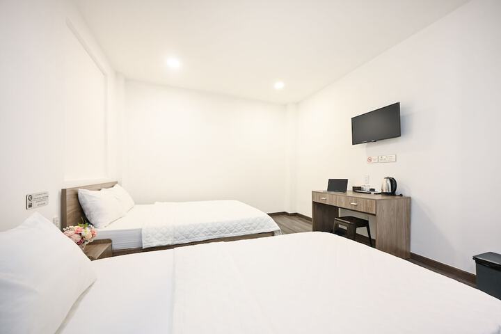 Room 13 of 60
