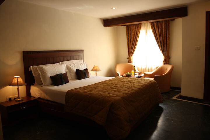 Room 4 of 21