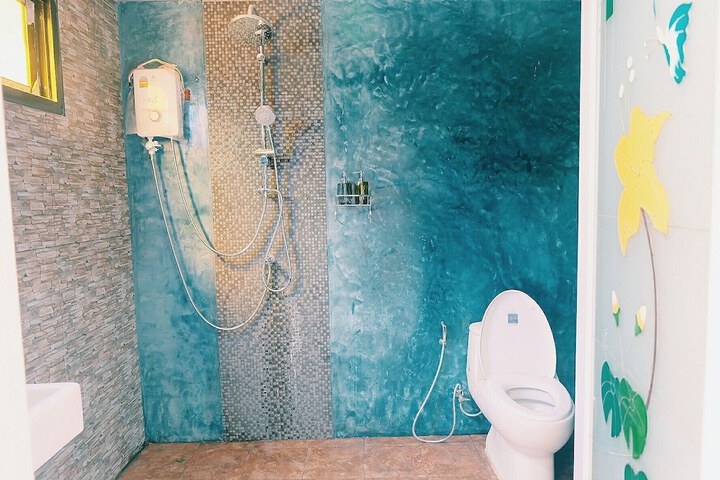 Room 14 of 26