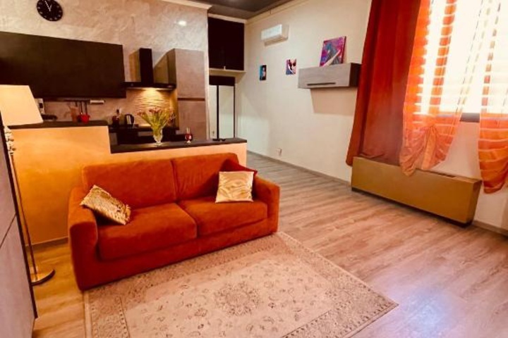 Room 3 of 5