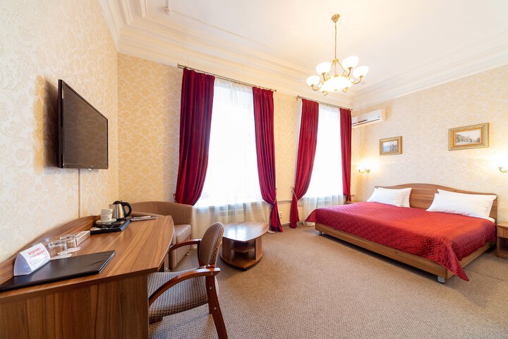 Room 6 of 51