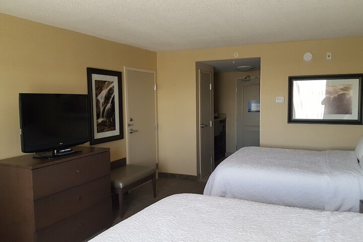 Room 25 of 90
