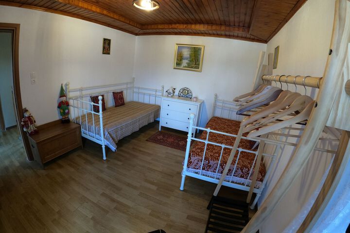 Room 4 of 26