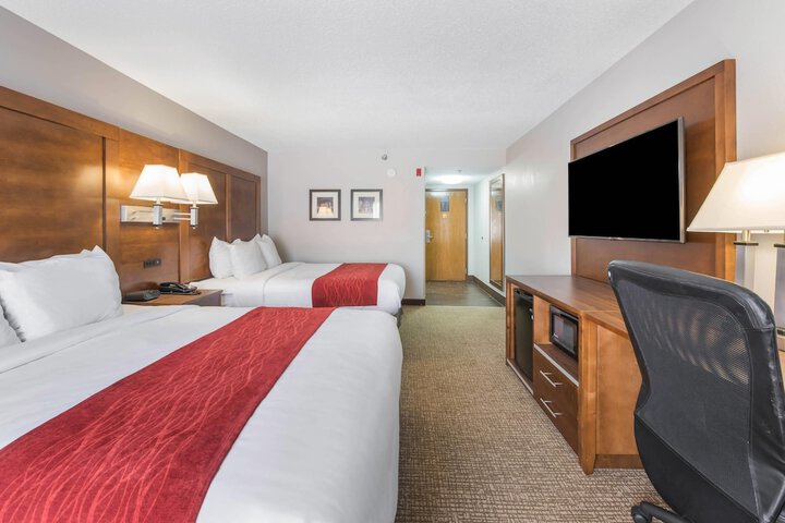 Room 22 of 38