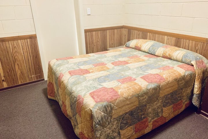 Room 37 of 114