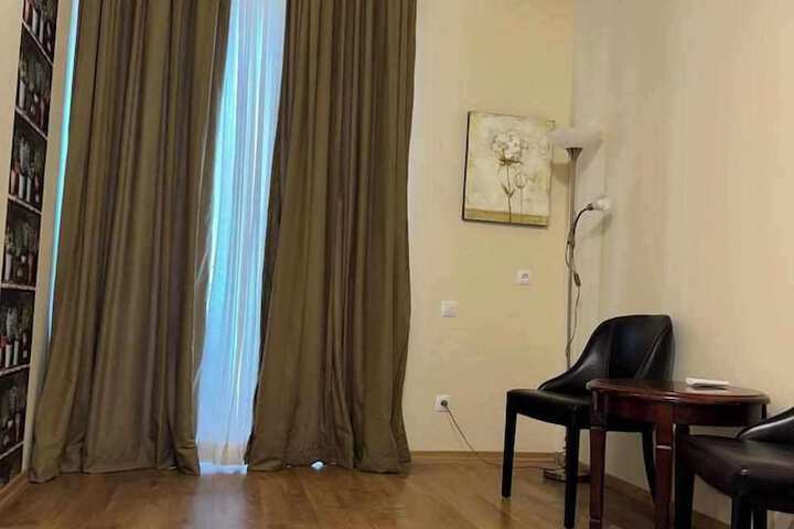 Room 65 of 108
