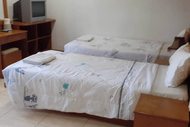 Room 14 of 29