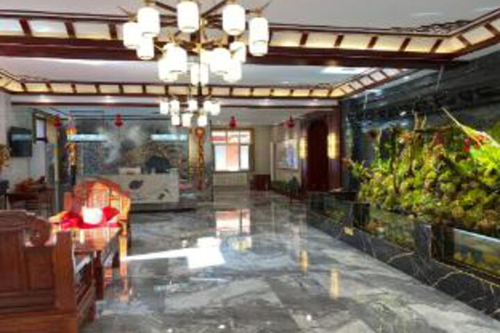 Huating Hotel